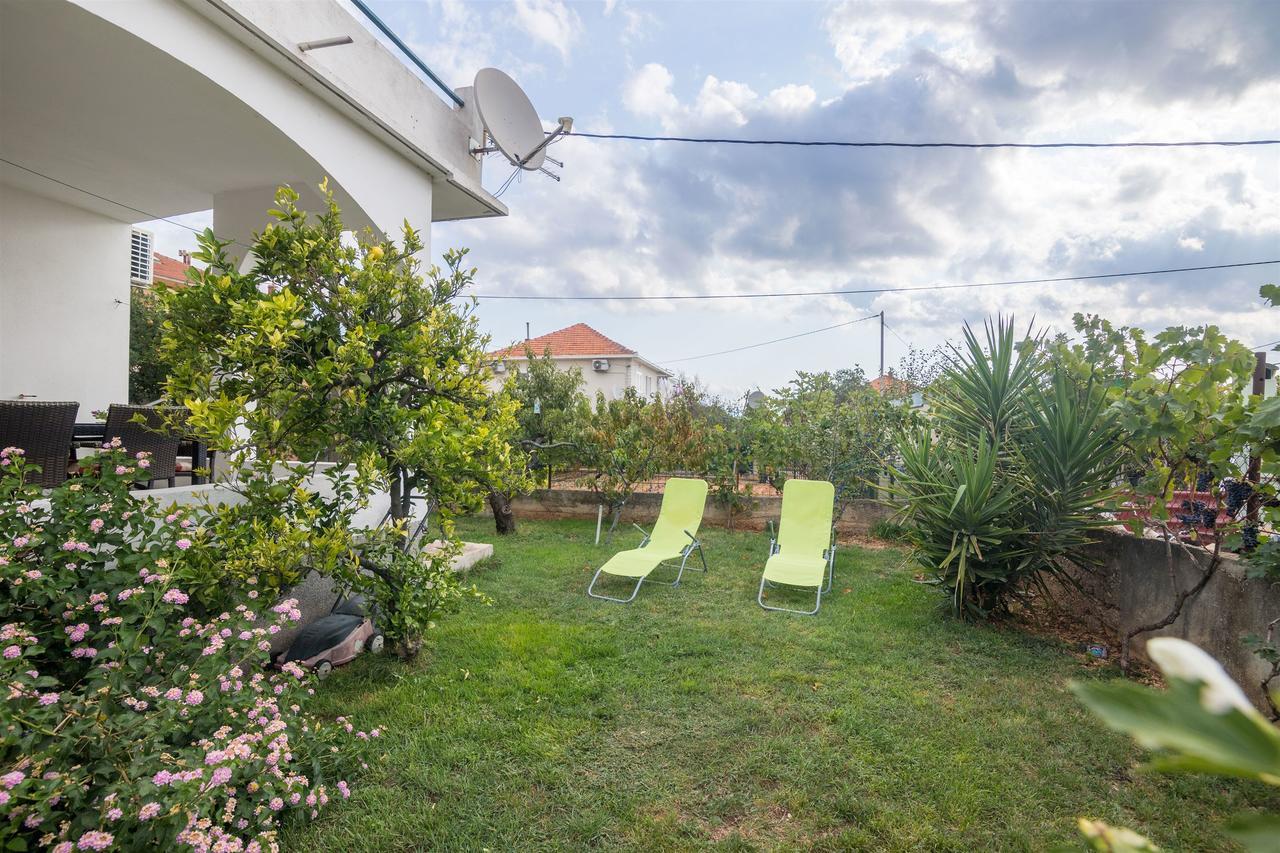 Apartment Vinka Трогир Экстерьер фото
