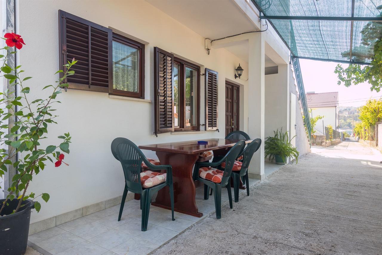 Apartment Vinka Трогир Экстерьер фото